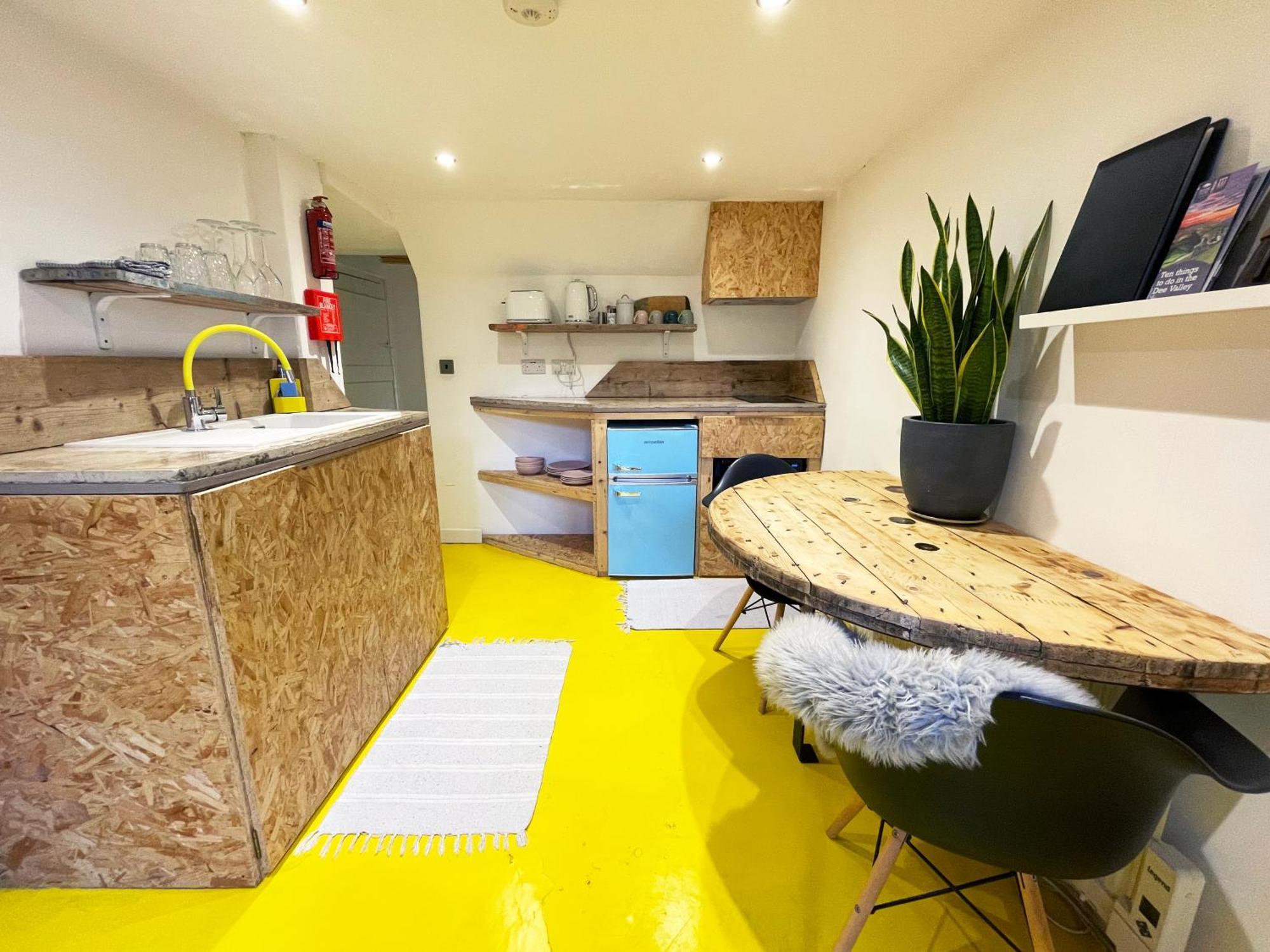 Fern Studio 1 Bedroom Apartment คลางกอซเลน ภายนอก รูปภาพ
